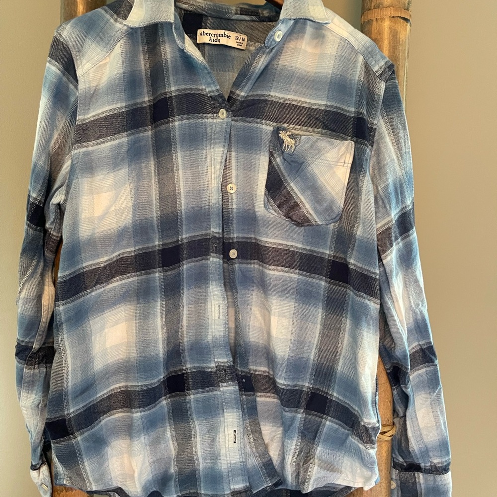 Abercrombie Kids Blue Casual Button Down Shirt